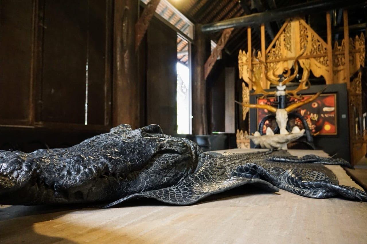 Baan Dam Museum